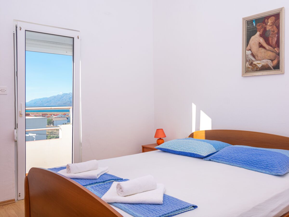 Apartment Two bedroom apartment with balcony and sea view Ražanac, Zadar A-6919-a