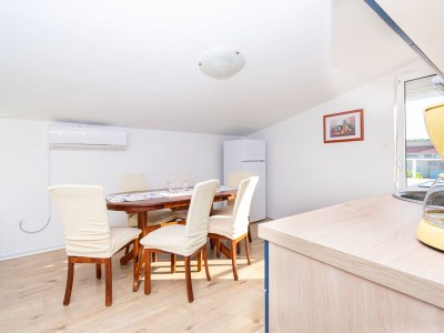 Apartment Two bedroom apartment with balcony and sea view Ražanac, Zadar A-6919-a - Outdoor photo 20