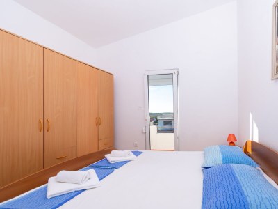 Apartment Two bedroom apartment with balcony and sea view Ražanac, Zadar A-6919-a - Outdoor photo 28