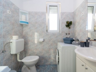 Apartment Two bedroom apartment with balcony and sea view Ražanac, Zadar A-6919-a - Outdoor photo 33