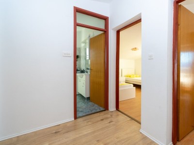 Apartment Two bedroom apartment with balcony and sea view Ražanac, Zadar A-6919-a - Outdoor photo 37