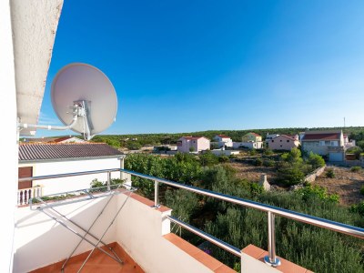 Apartment Two bedroom apartment with balcony and sea view Ražanac, Zadar A-6919-a - Outdoor photo 42