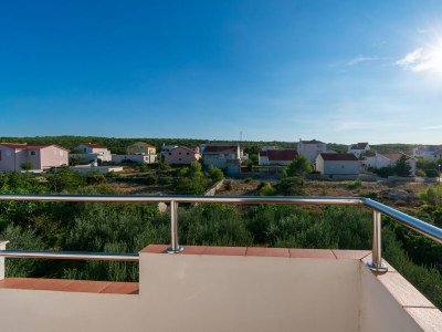 Apartment Two bedroom apartment with balcony and sea view Ražanac, Zadar A-6919-a - Outdoor photo 43