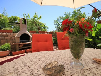 Apartment Two bedroom apartment with terrace Ćunski, Lošinj A-8010-a - Outdoor photo 7