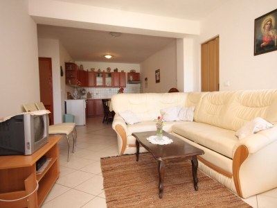 Apartment Two bedroom apartment with terrace Ćunski, Lošinj A-8010-a - Outdoor photo 13