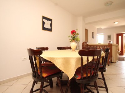 Apartment Two bedroom apartment with terrace Ćunski, Lošinj A-8010-a - Outdoor photo 17