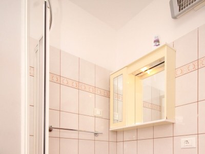 Apartment Two bedroom apartment with terrace Ćunski, Lošinj A-8010-a - Outdoor photo 27