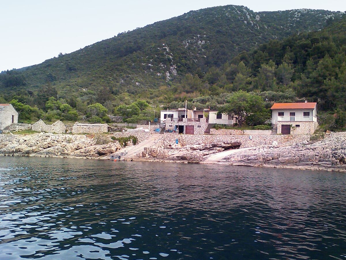Apartment Three bedroom apartment near beach Cove Virak, Hvar A-6969-a - Outdoor photo 3