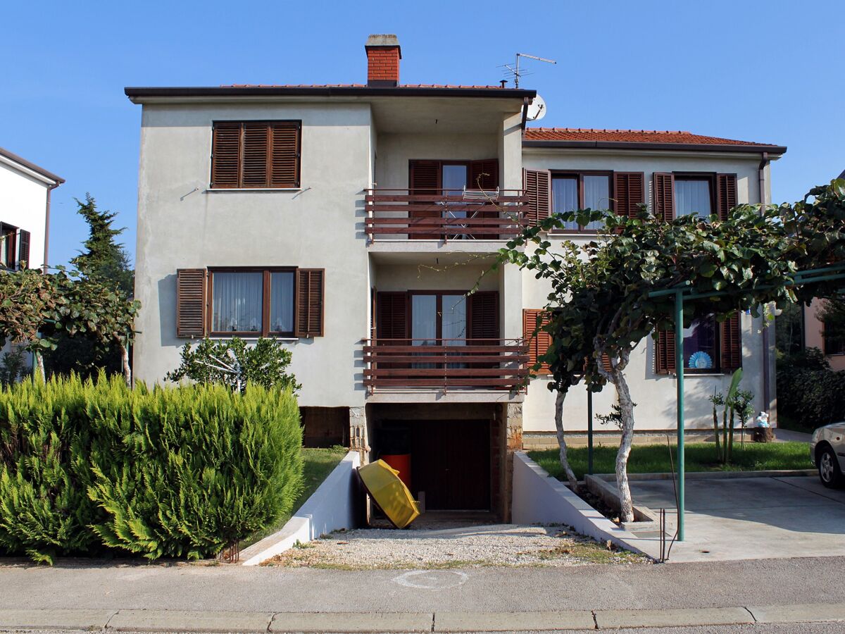 Apartment Two bedroom apartment with terrace Umag A-7109-a - Outdoor photo 5