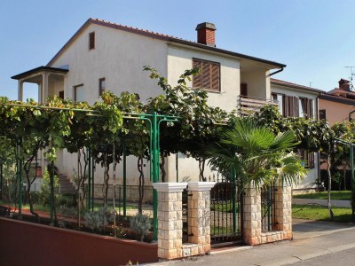 Apartment Two bedroom apartment with terrace Umag A-7109-a - Outdoor photo 4