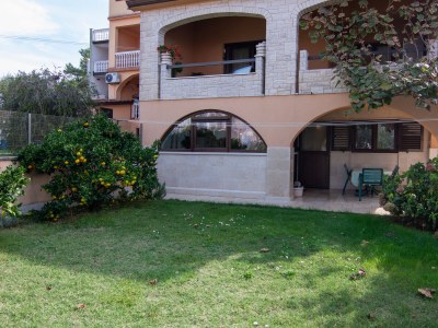 Apartment Two bedroom apartment with terrace Štinjan, Pula A-7368-a - Outdoor photo 8