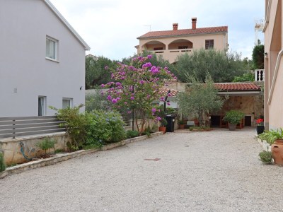 Apartment Studio flat with terrace and sea view Kornić, Krk AS-415-b - Outdoor photo 9