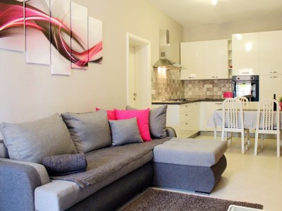 Apartment Two bedroom apartment with terrace and sea view Oprič, Opatija A-7753-a - Outdoor photo 9