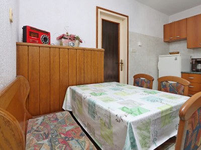 Apartment One bedroom apartment with terrace and sea view Ičići, Opatija A-7788-a - Outdoor photo 11