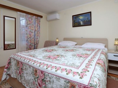 Apartment One bedroom apartment with terrace and sea view Ičići, Opatija A-7788-a - Outdoor photo 14