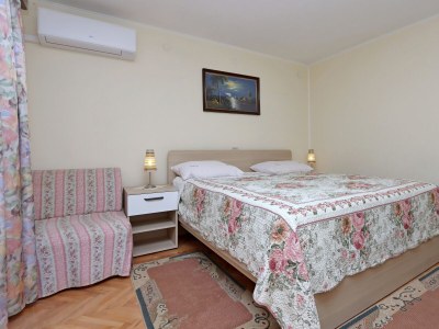 Apartment One bedroom apartment with terrace and sea view Ičići, Opatija A-7788-a - Outdoor photo 15