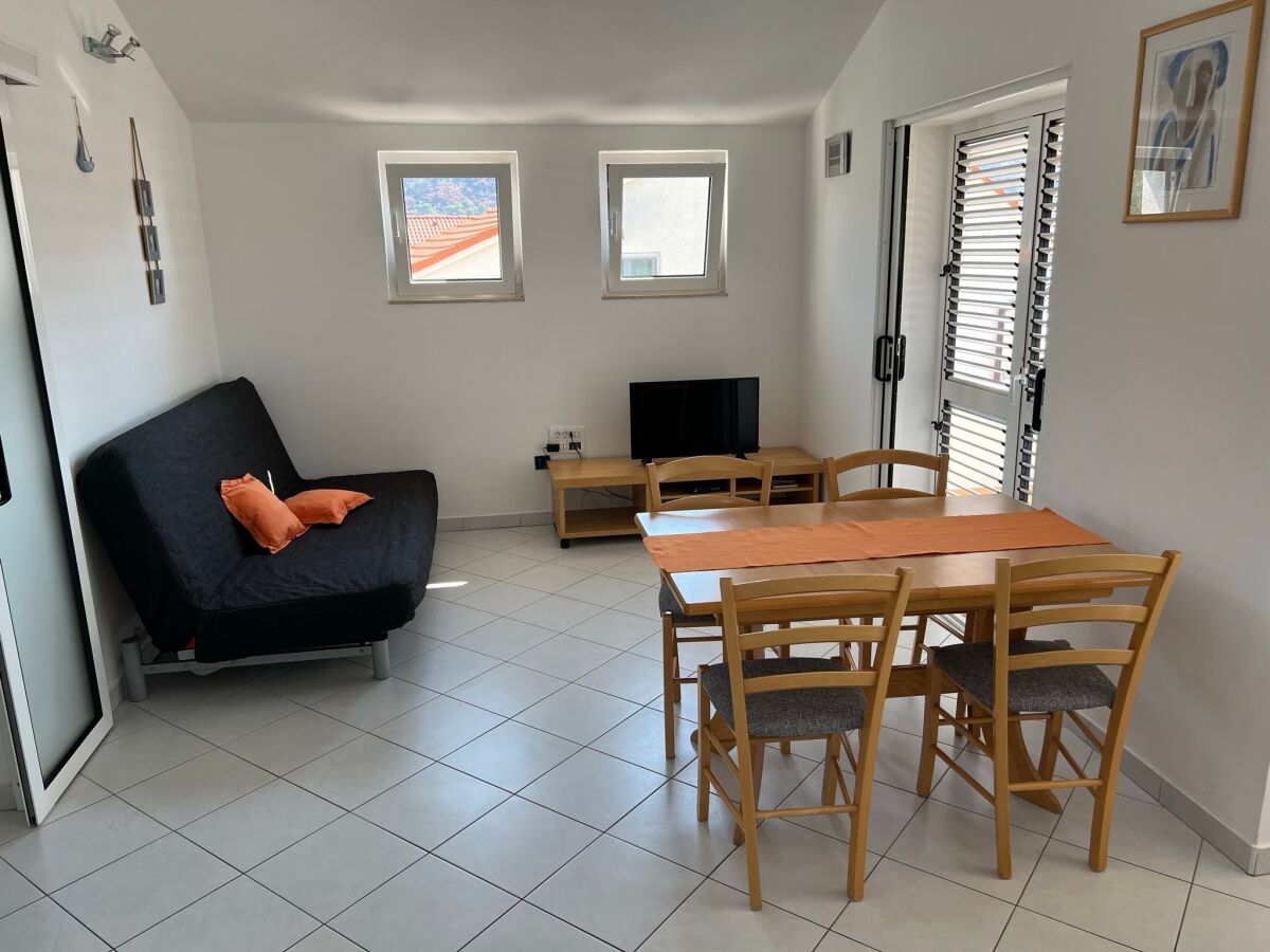 Apartment Two bedroom apartment with terrace and sea view Grebaštica, Šibenik A-24533-a - Outdoor photo 5