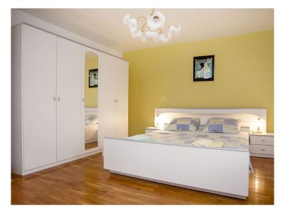 Apartment Two bedroom apartment with balcony Rovinj A-21989-a in Rovinj - Apartment