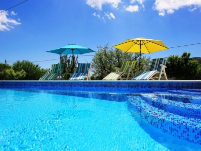 Holiday house Comfortable and spacious house with terrace and sea view Plano, Trogir K-21403 in Prgomet - Holiday house