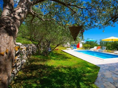 Holiday house Comfortable and spacious house with terrace and sea view Plano, Trogir K-21403 - Outdoor photo 7