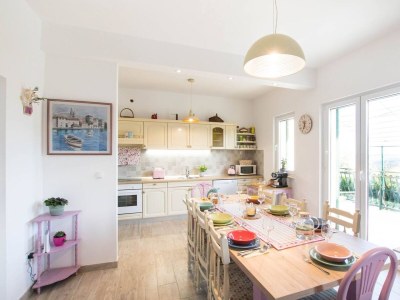 Holiday house Comfortable and spacious house with terrace and sea view Plano, Trogir K-21403 - Outdoor photo 11