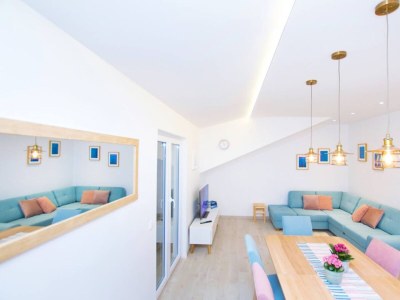 Holiday house Comfortable and spacious house with terrace and sea view Plano, Trogir K-21403 - Outdoor photo 14