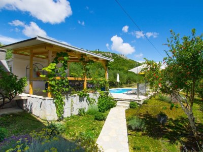 Holiday house Comfortable and spacious house with terrace and sea view Plano, Trogir K-21403 - Outdoor photo 34