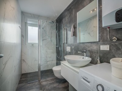 Apartment Two bedroom apartment with terrace Njivice, Krk A-21493-a - Outdoor photo 13