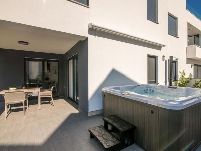 Apartment Two bedroom apartment with terrace Njivice, Krk A-21493-a - Outdoor photo 15