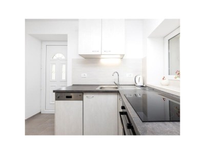 Apartment One bedroom apartment with terrace Veli Lošinj, Lošinj A-24542-a - Outdoor photo 8