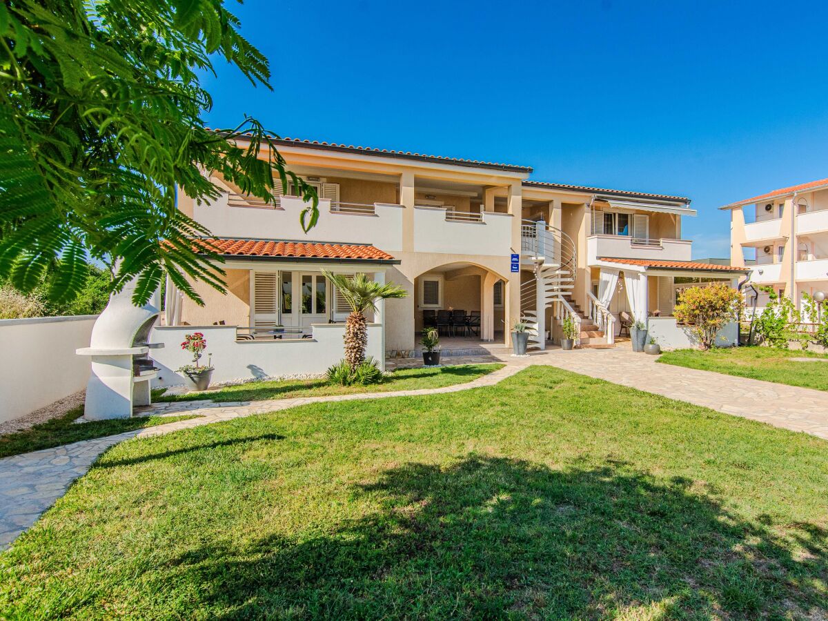 Apartment One bedroom apartment with balcony Zukve, Zadar A-24559-e - Outdoor photo 4