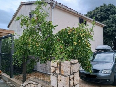 Apartment Two bedroom apartment with balcony and sea view Mandre, Pag A-24574-a - Outdoor photo 2