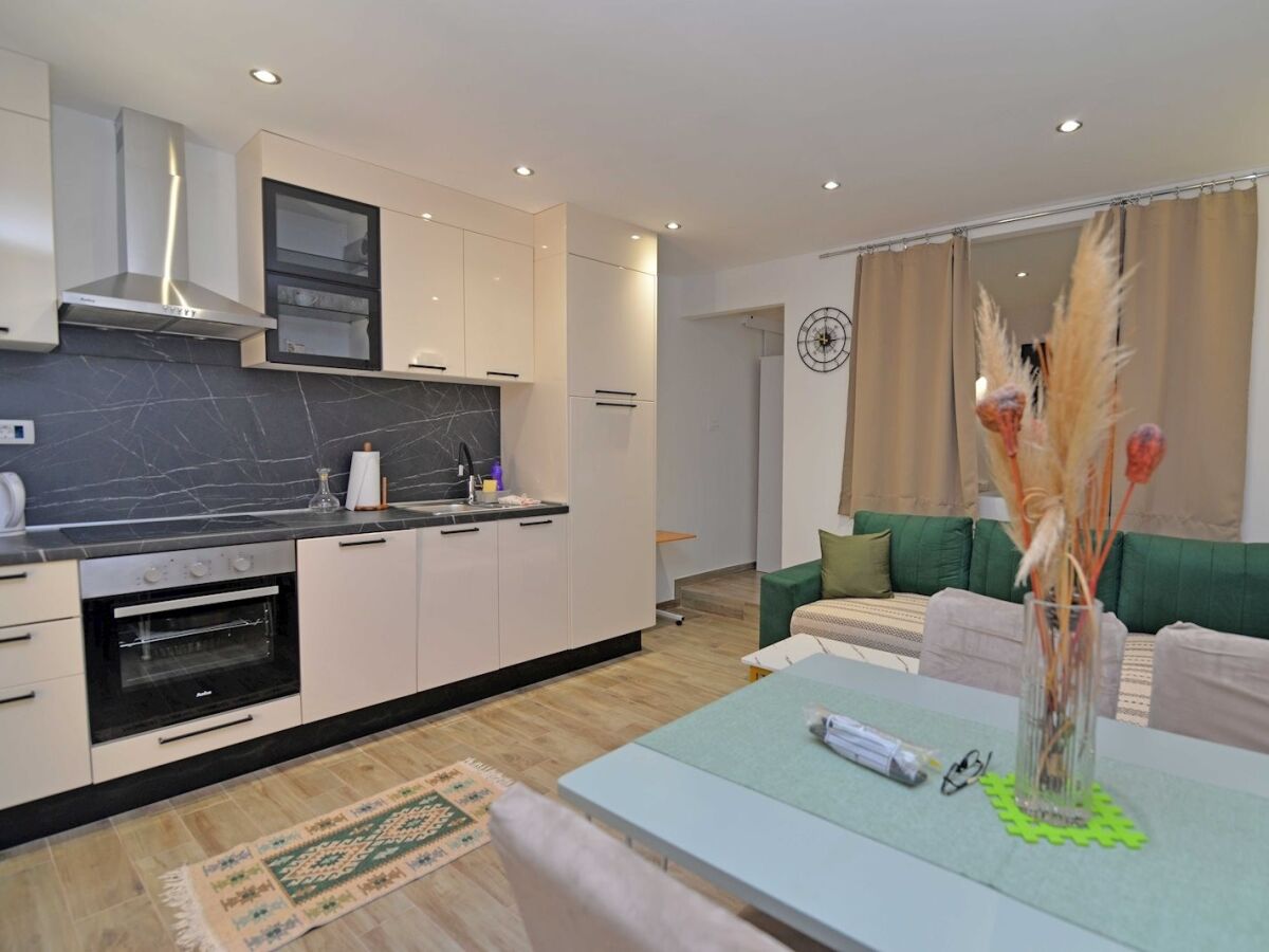 Apartment One bedroom apartment with air-conditioning Veli Lošinj, Lošinj A-24590-a - Outdoor photo 5