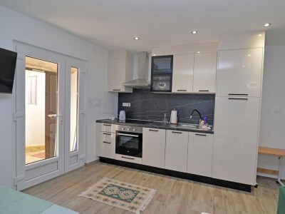 Apartment One bedroom apartment with air-conditioning Veli Lošinj, Lošinj A-24590-a - Outdoor photo 8