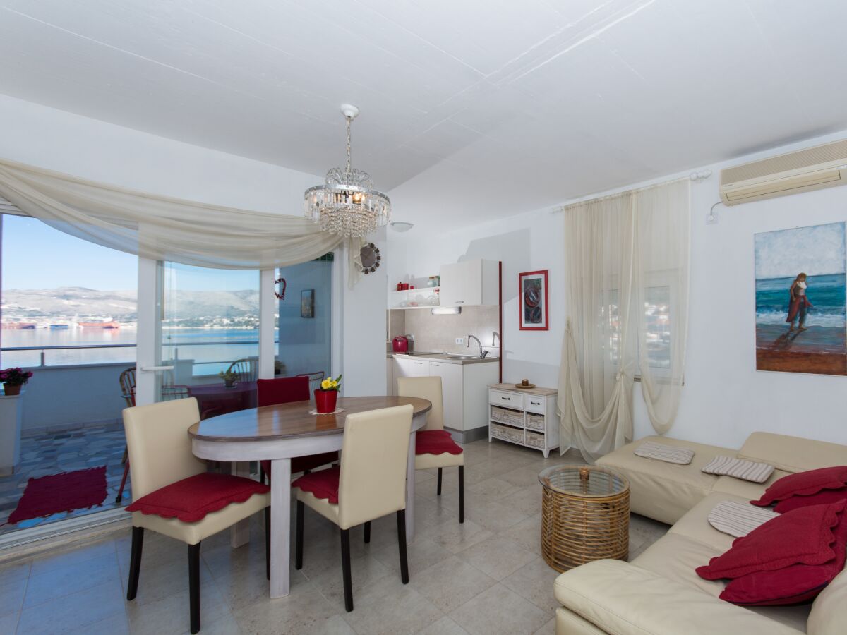 Apartment Two bedroom apartment near beach Okrug Gornji, Čiovo A-459-b