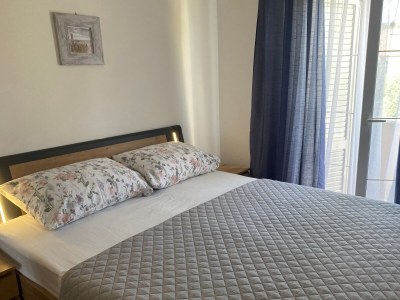 Apartment Three bedroom apartment with terrace Lopar, Rab A-24597-a in Lopar - Apartment