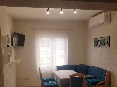 Apartment Three bedroom apartment with terrace Lopar, Rab A-24597-a - Outdoor photo 12