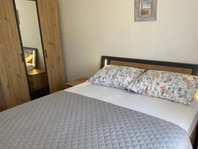 Apartment Three bedroom apartment with terrace Lopar, Rab A-24597-a - Outdoor photo 17