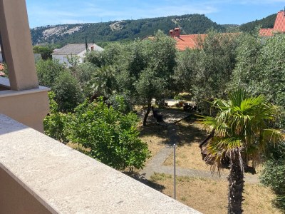 Apartment Three bedroom apartment with terrace Lopar, Rab A-24597-a - Outdoor photo 27