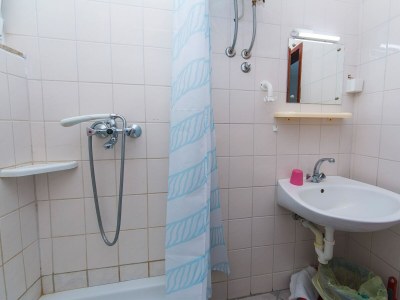 Apartment Comfortable and spacious apartment with terrace Podaca, Makarska A-516-a - Outdoor photo 31