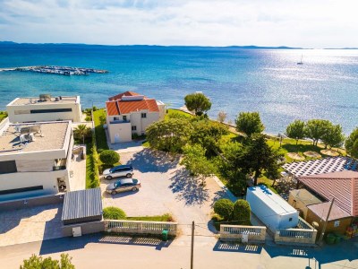 Apartment Three bedroom apartment near beach Privlaka, Zadar A-24599-a - Outdoor photo 12