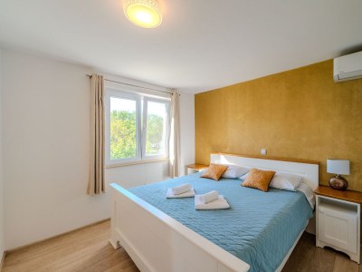 Apartment Three bedroom apartment near beach Privlaka, Zadar A-24599-a - Outdoor photo 21