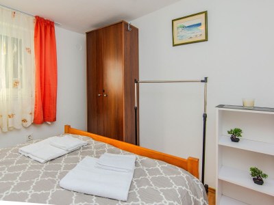 Apartment One bedroom apartment with terrace Vir A-24608-a - Outdoor photo 9