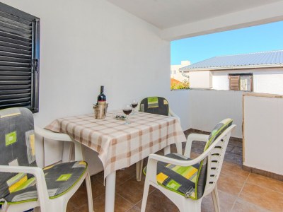 Apartment One bedroom apartment with terrace Vir A-24608-b in Vir - Apartment