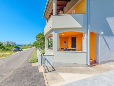 Apartment Two bedroom apartment with terrace Privlaka, Zadar A-24611-a - Outdoor photo 3