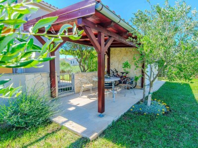 Apartment Two bedroom apartment with terrace Privlaka, Zadar A-24611-a - Outdoor photo 5