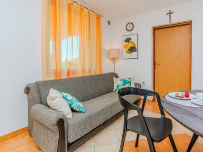 Apartment Two bedroom apartment with terrace Privlaka, Zadar A-24611-a - Outdoor photo 8