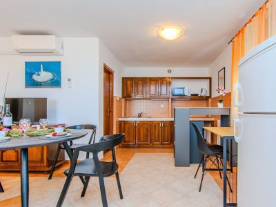 Apartment Two bedroom apartment with terrace Privlaka, Zadar A-24611-a - Outdoor photo 9