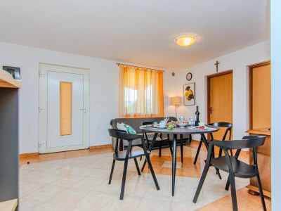 Apartment Two bedroom apartment with terrace Privlaka, Zadar A-24611-a - Outdoor photo 11
