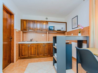 Apartment Two bedroom apartment with terrace Privlaka, Zadar A-24611-a - Outdoor photo 12